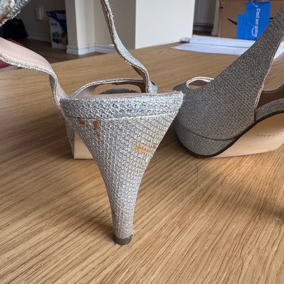 Call It Spring Silver Sling Back Heels Size 7.5 - Picture 4 of 5